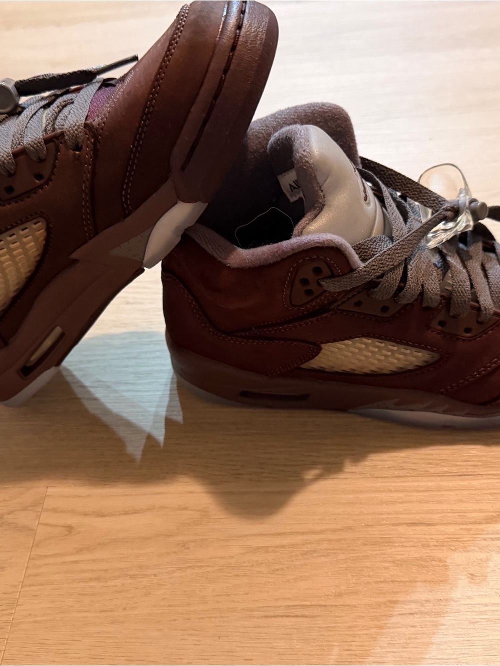 Nike Air Jordan 5 Retro Burgundy 2023 GS 4.5Y